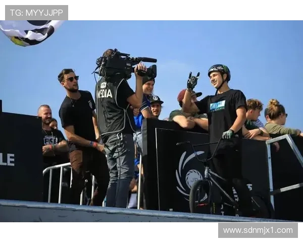 成都极限运动队与广州极限运动队实力对比赛后分析与总结