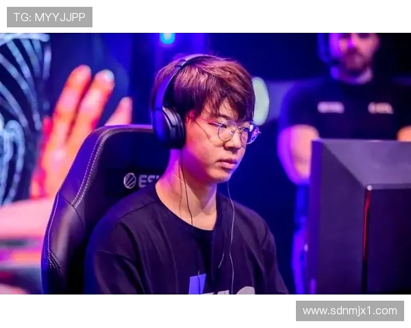 GEN战队：从巅峰到崛起的电竞传奇之路与未来发展展望